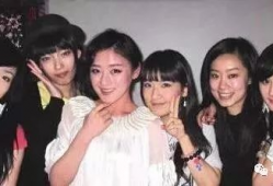 娱乐圈吃瓜闺蜜小说,闺蜜情深，瓜田秘事